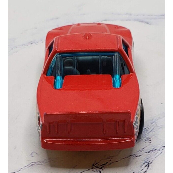 Mattel Hot Wheels Circle Trucker 55 Red Die Cast Truck Races Aces 2016 - Picture 4 of 6